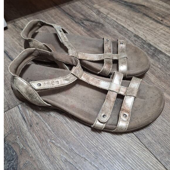 Taos Trophy II Champagne Strap Comfort Walking Sandals Womens 9 - Picture 2 of 9